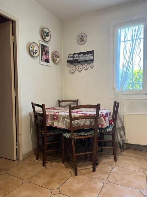 Maison Familiale Idealement Situee Avec Tout Le Confort Nîmes Extérieur photo