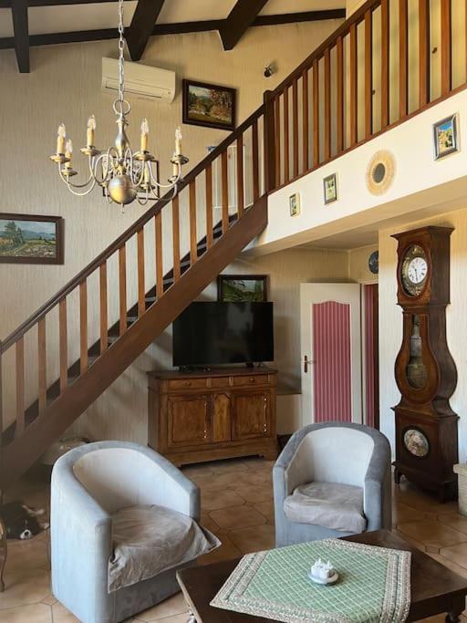 Maison Familiale Idealement Situee Avec Tout Le Confort Nîmes Extérieur photo